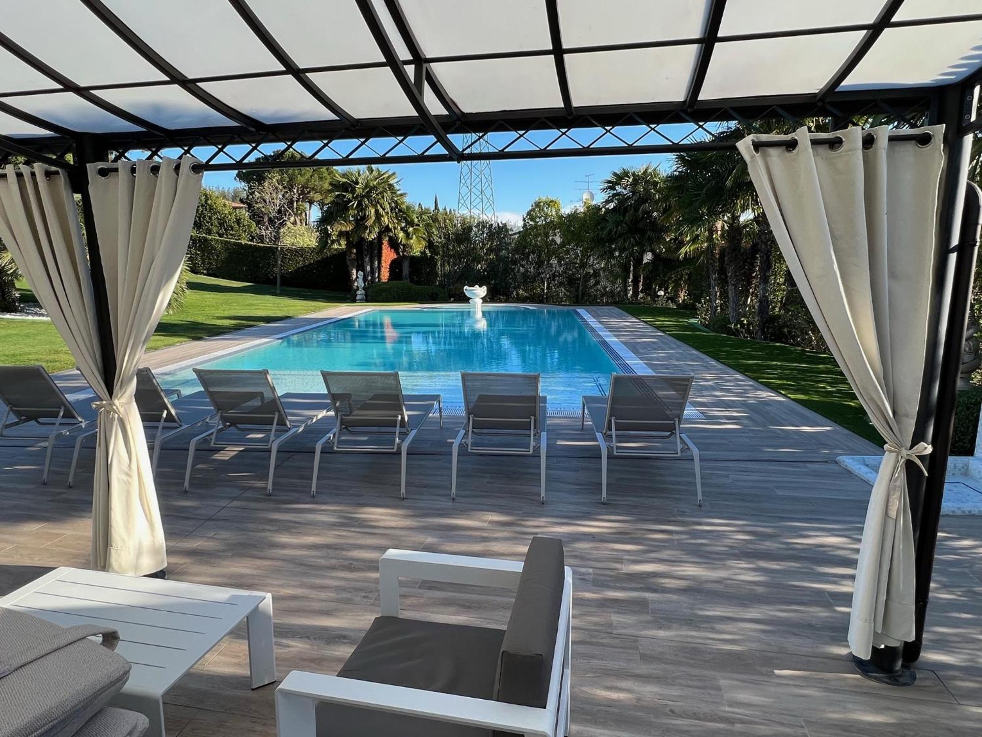 Villa Angela - Italian Homing 代森扎诺-德尔加达 外观 照片